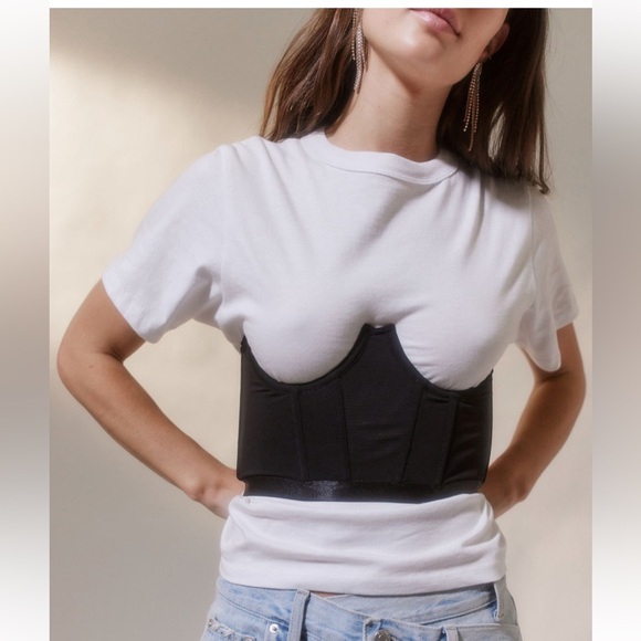 Out from Under Bewitched Modern Mesh under bust Corset size Medium in black - Picture 9 of 11